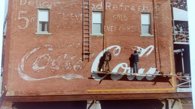 repainting_1983